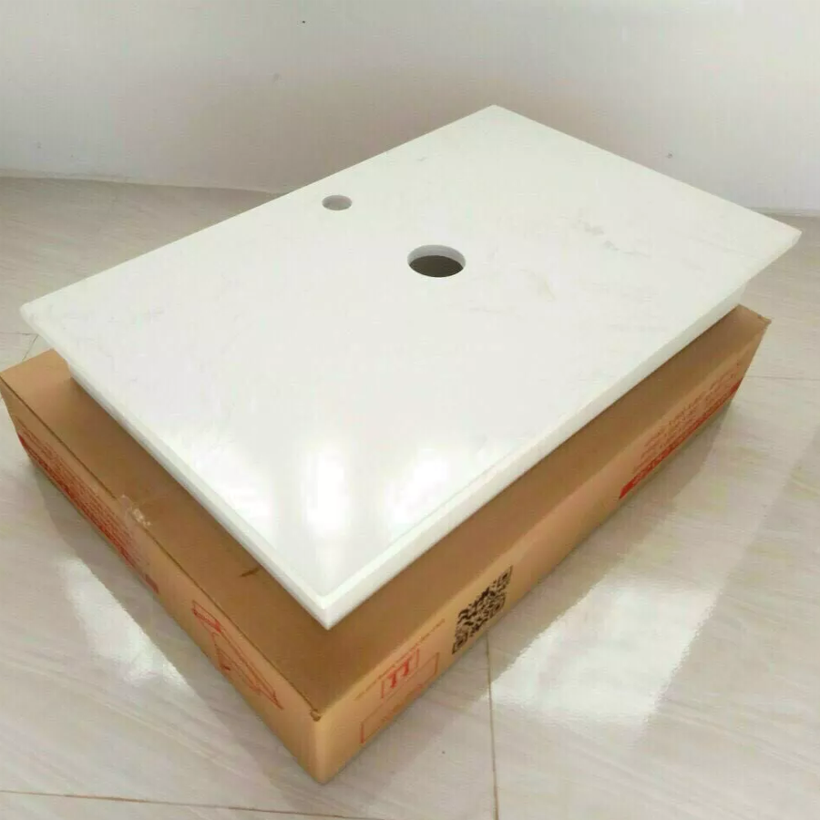 Bàn Đá